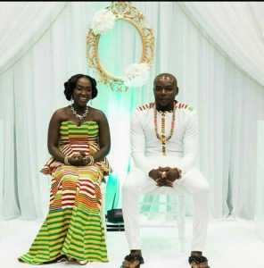 Buy men's kente cloth from ghana