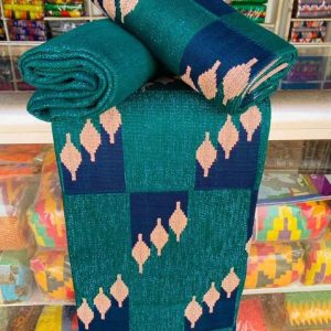 Buy an authentic kente cloth 